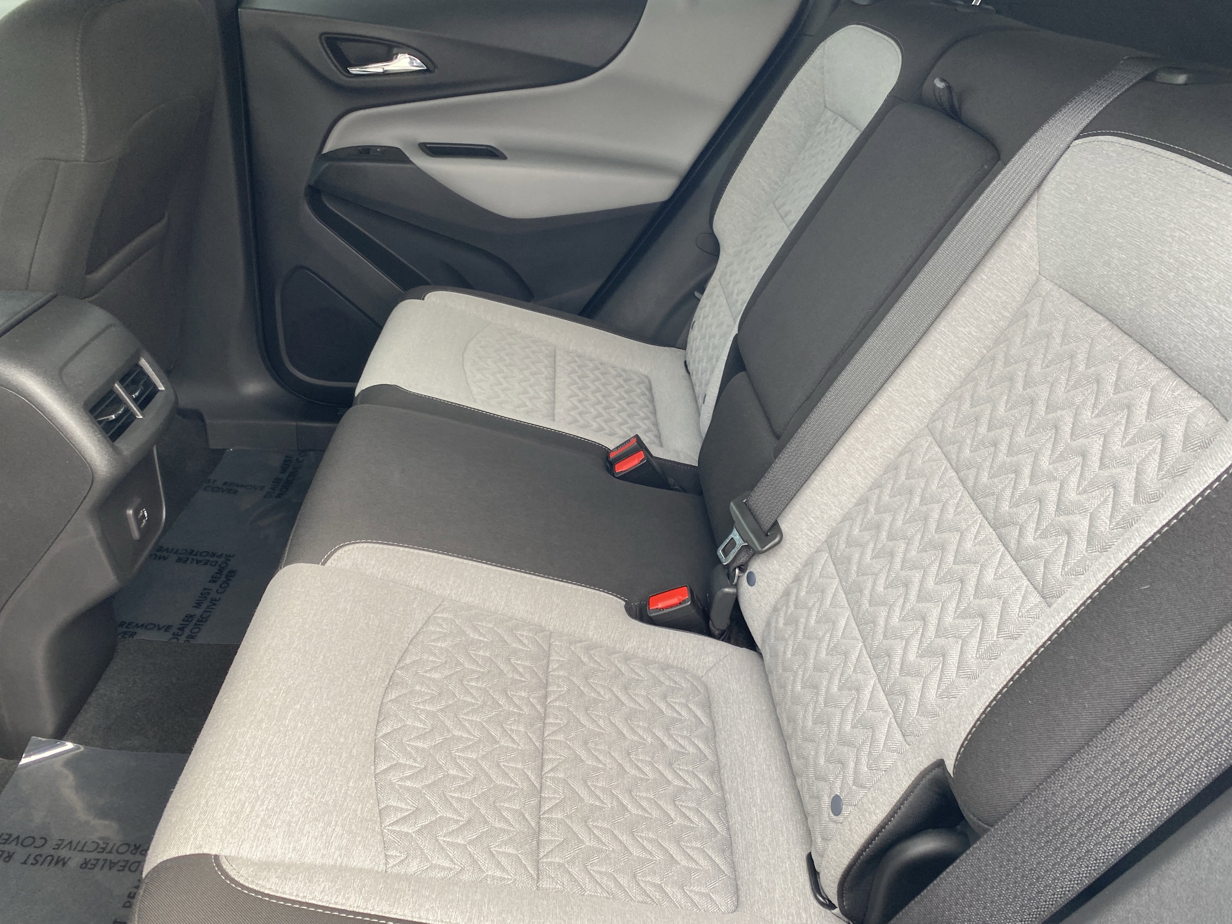 Used 2023 Chevrolet Equinox LS image 13