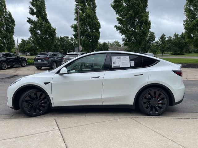 Used 2023 Tesla Model Y Performance AWD/4WD image 6