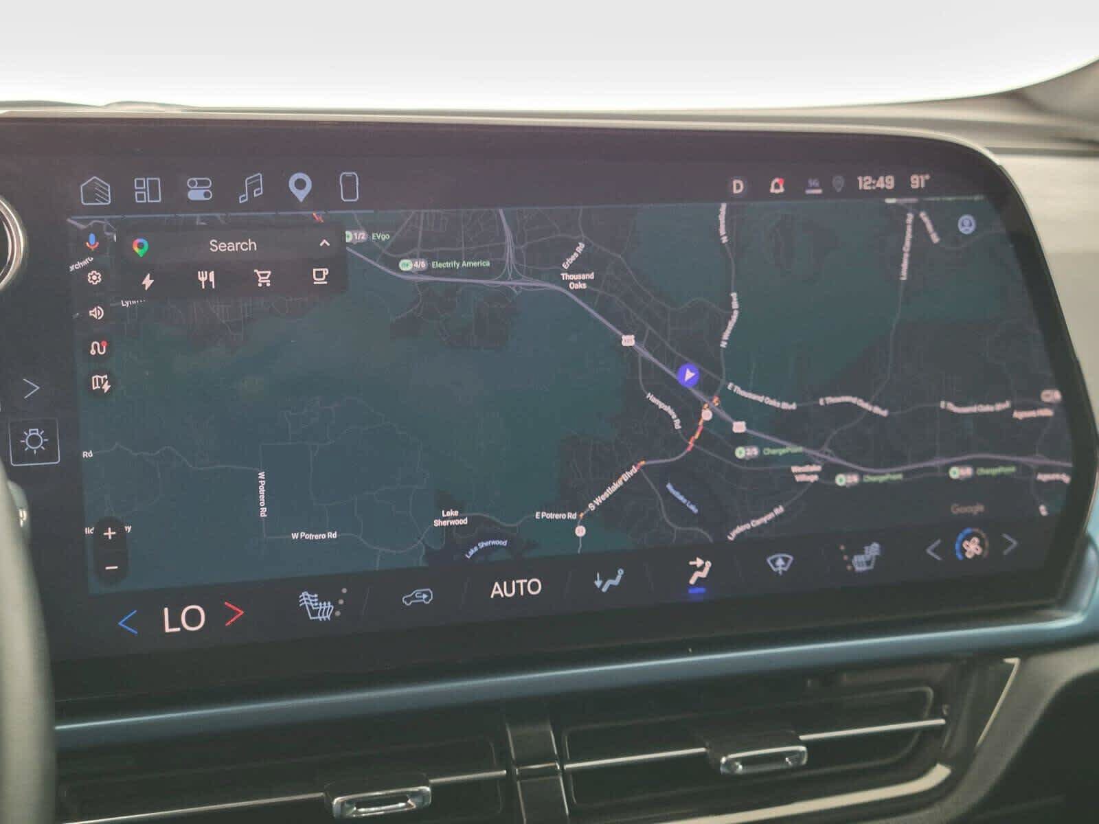 Used 2024 Chevrolet Equinox EV LT FWD image 26