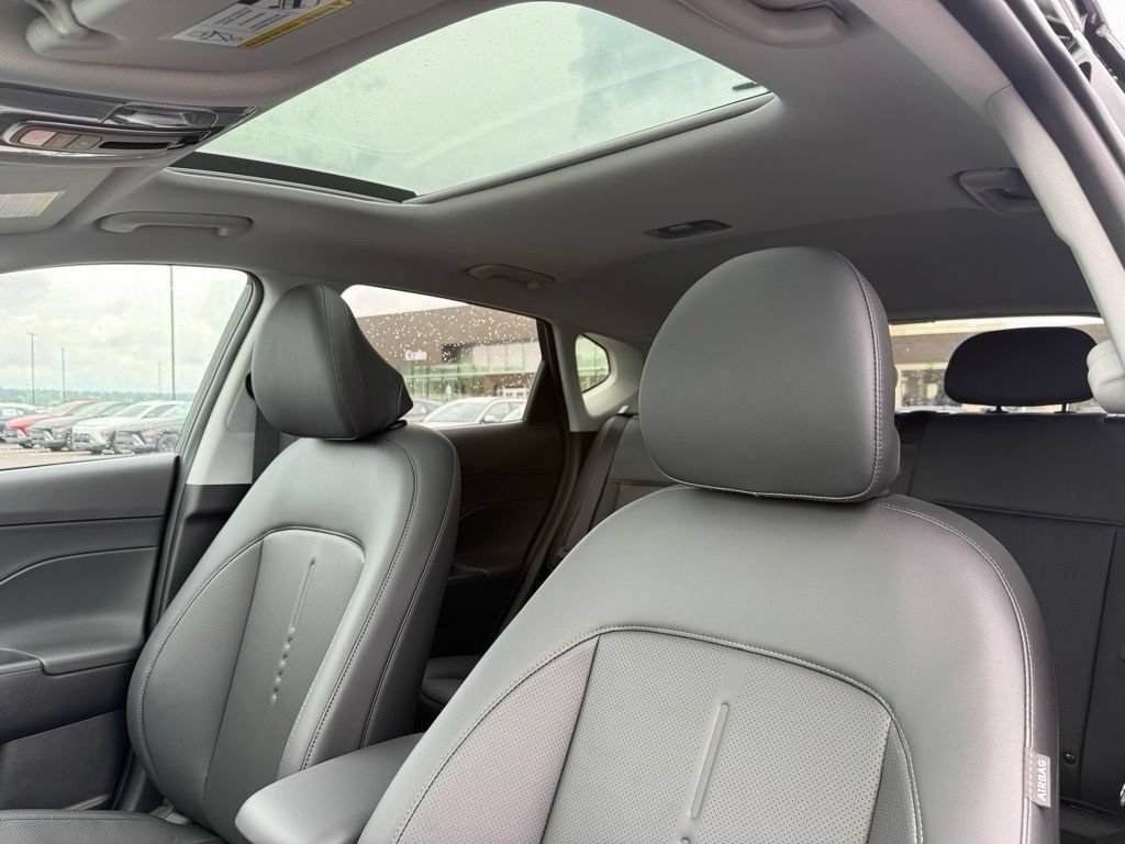 Certified 2024 Hyundai Kona Limited AWD/4WD image 23