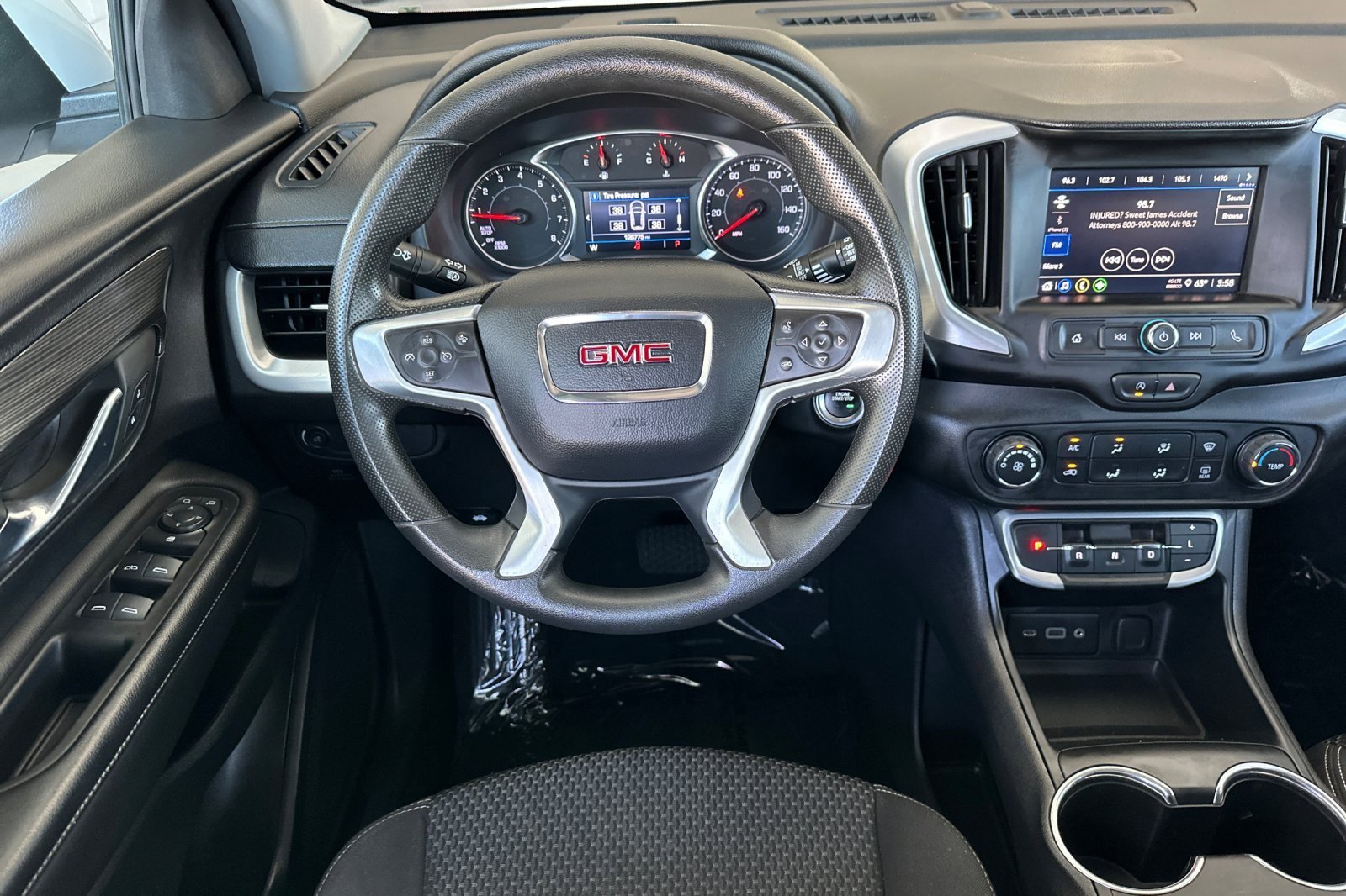Used 2023 GMC Terrain SLE FWD image 13