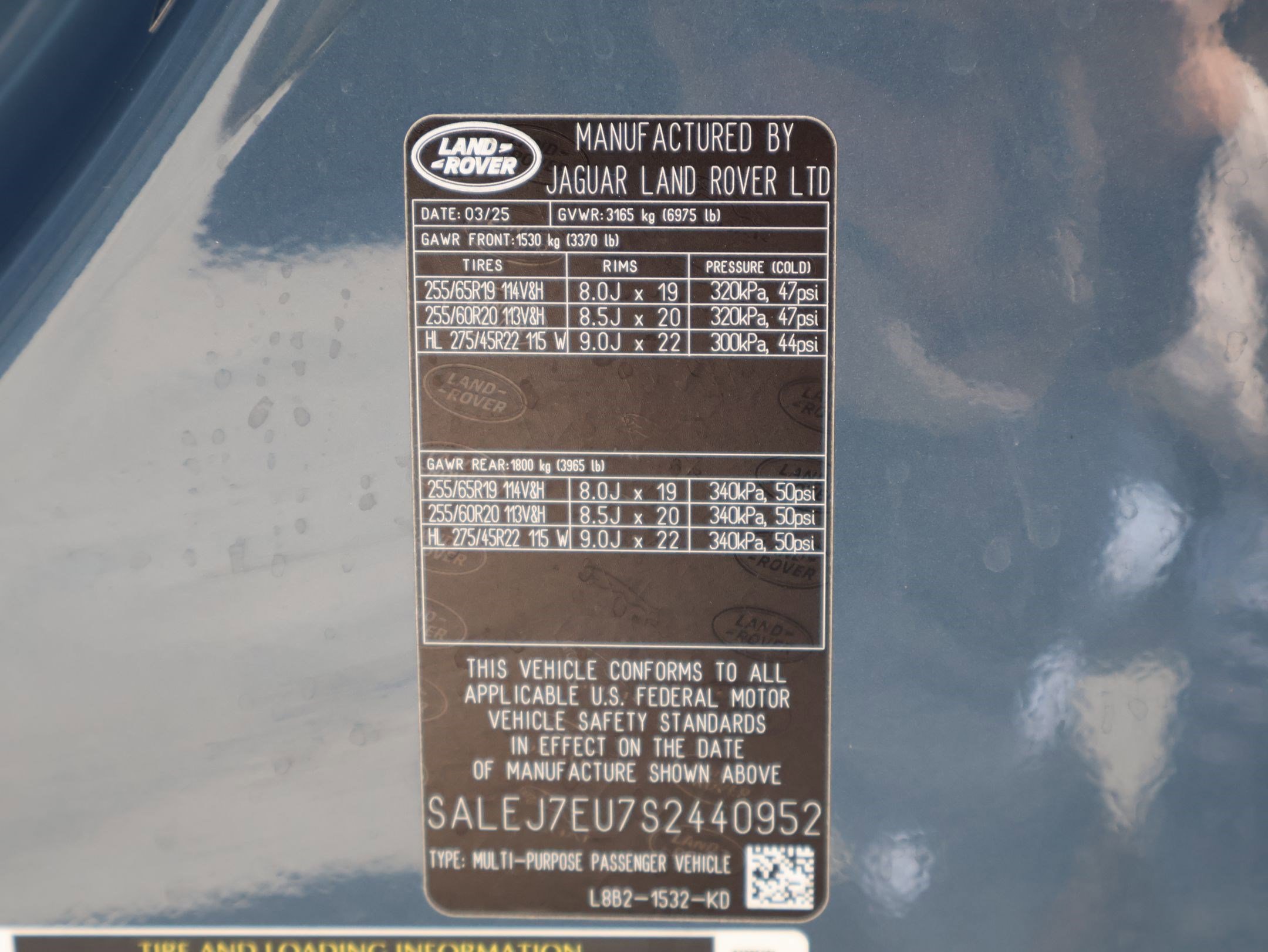 Certified 2025 Land Rover Defender 110 S image 20