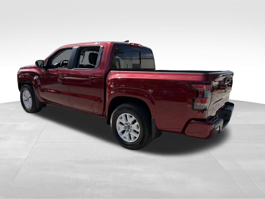 Used 2024 Nissan Frontier SV w/ SV Convenience Package image 5