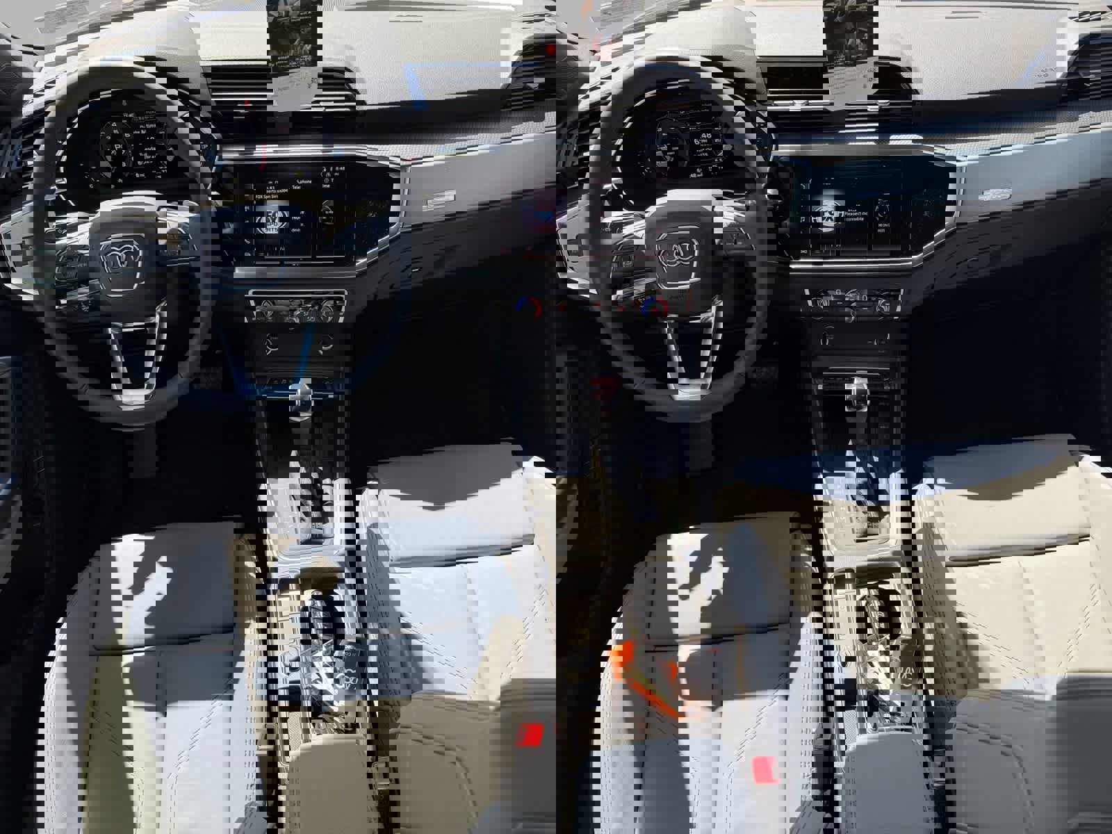 New 2025 Audi Q3 2.0T Premium image 10