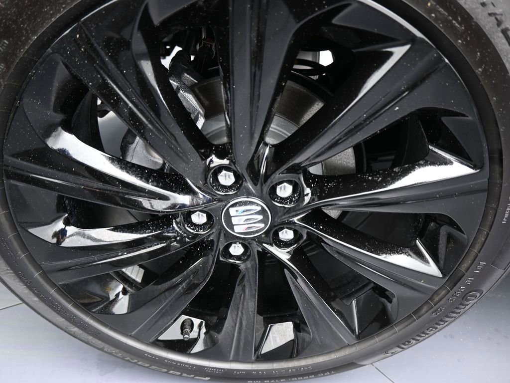Used 2024 Buick Envista Sport Touring w/ Experience Buick Package image 42