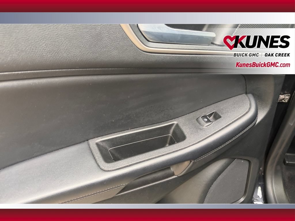Used 2024 Ford Edge SEL AWD/4WD image 32