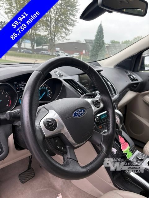 Used 2015 Ford Escape Titanium FWD image 19