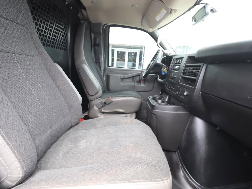 Used 2024 GMC Savana 2500 w/ Driver Convenience Package image 21