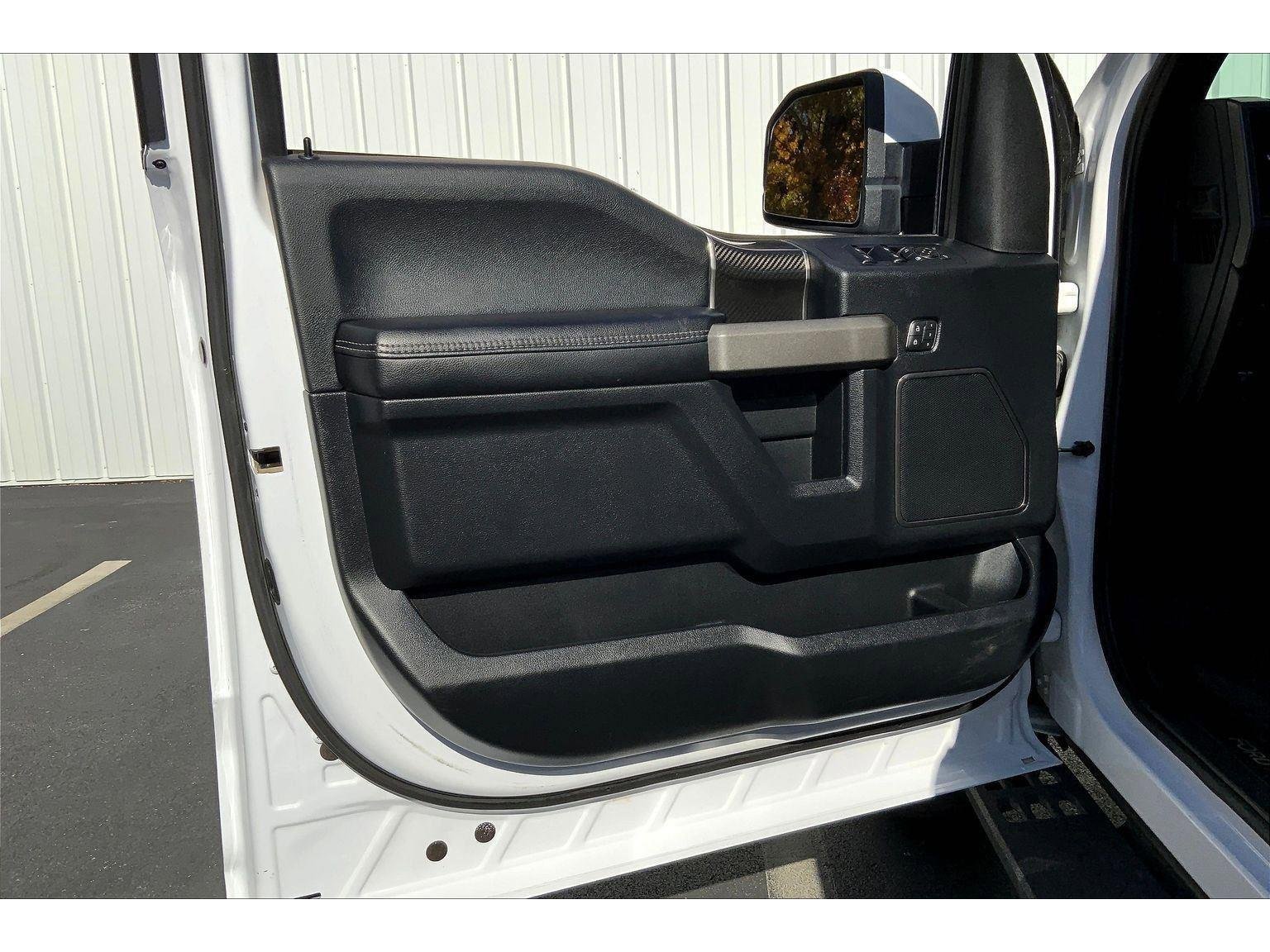 Used 2020 Ford F150 Raptor w/ Equipment Group 802A Luxury image 21