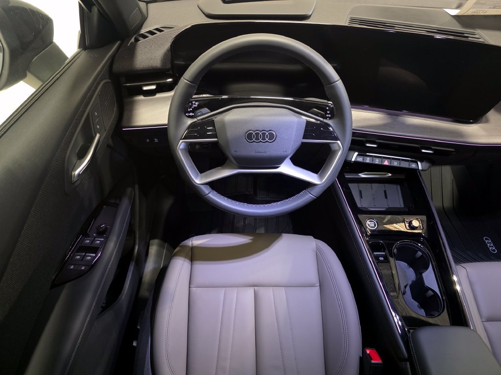 New 2026 Audi Q3 quattro 2.0T AWD/4WD image 15
