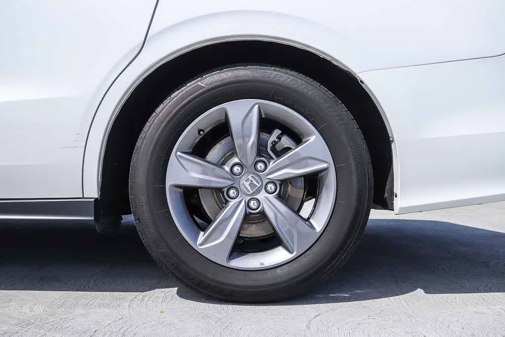 Used 2023 Honda Odyssey EX image 10