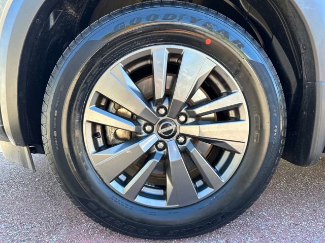 Used 2024 Nissan Pathfinder S image 31