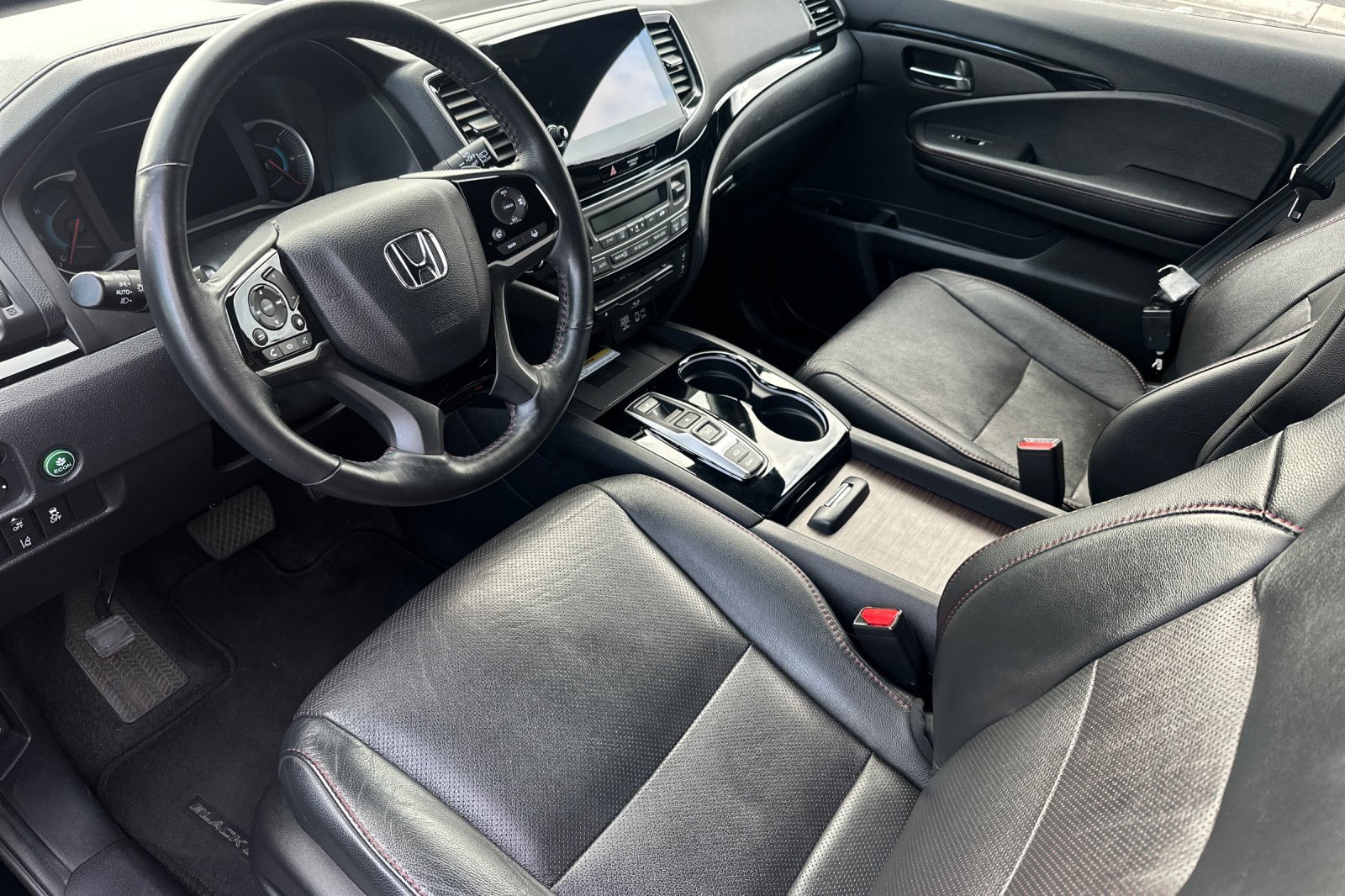 Used 2020 Honda Pilot Black Edition image 10