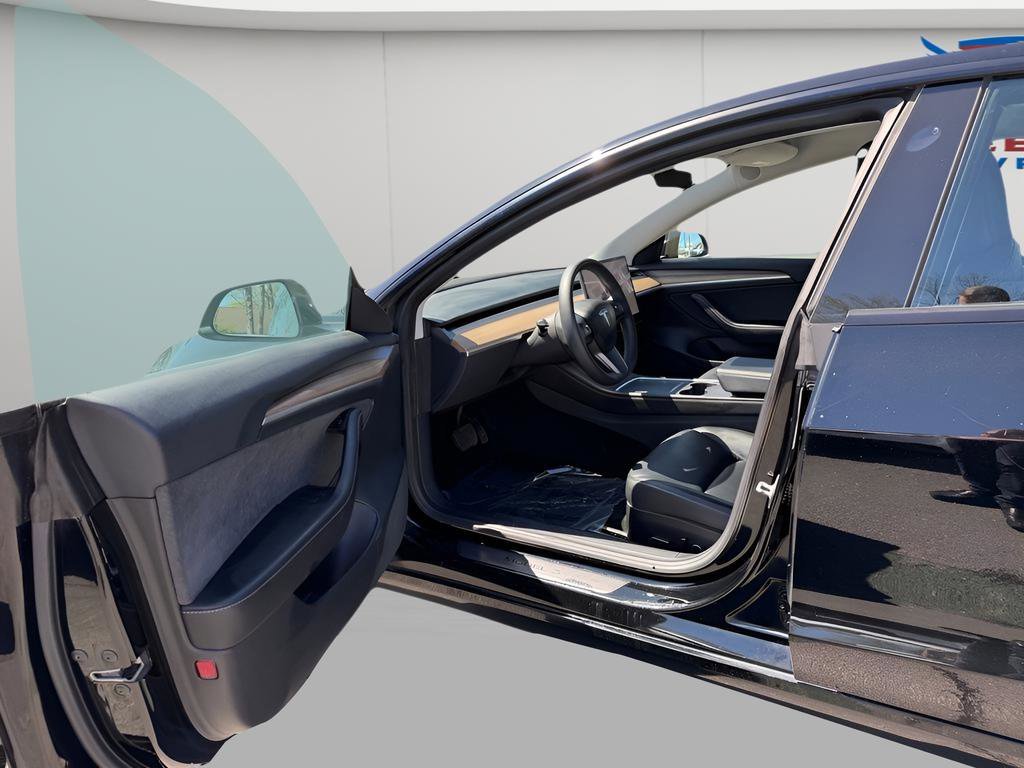 Used 2022 Tesla Model 3 Long Range AWD/4WD image 14