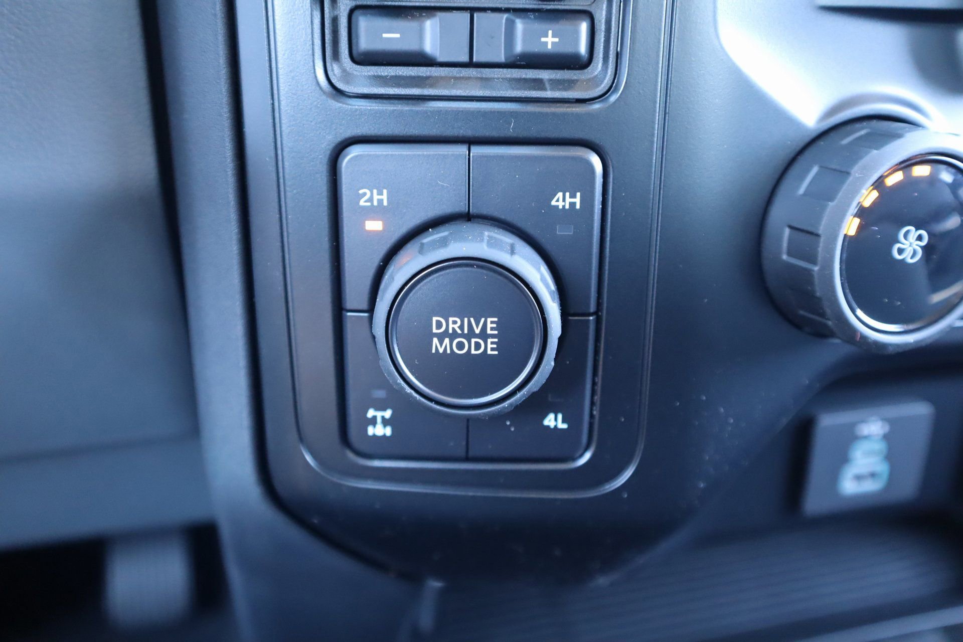 New 2026 Ford F350 XL w/ STX Appearance Package image 8