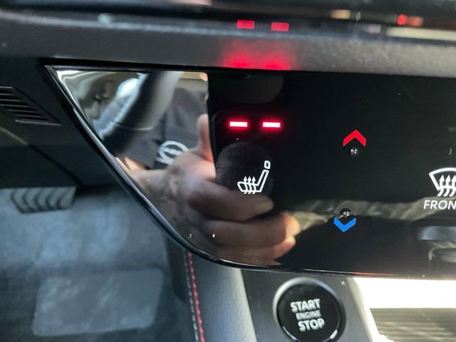 New 2026 Nissan Kicks SR w/ Cold Weather Package image 21