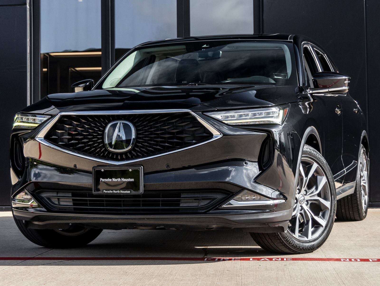Used 2022 Acura MDX w/ Technology Package AWD/4WD image 1