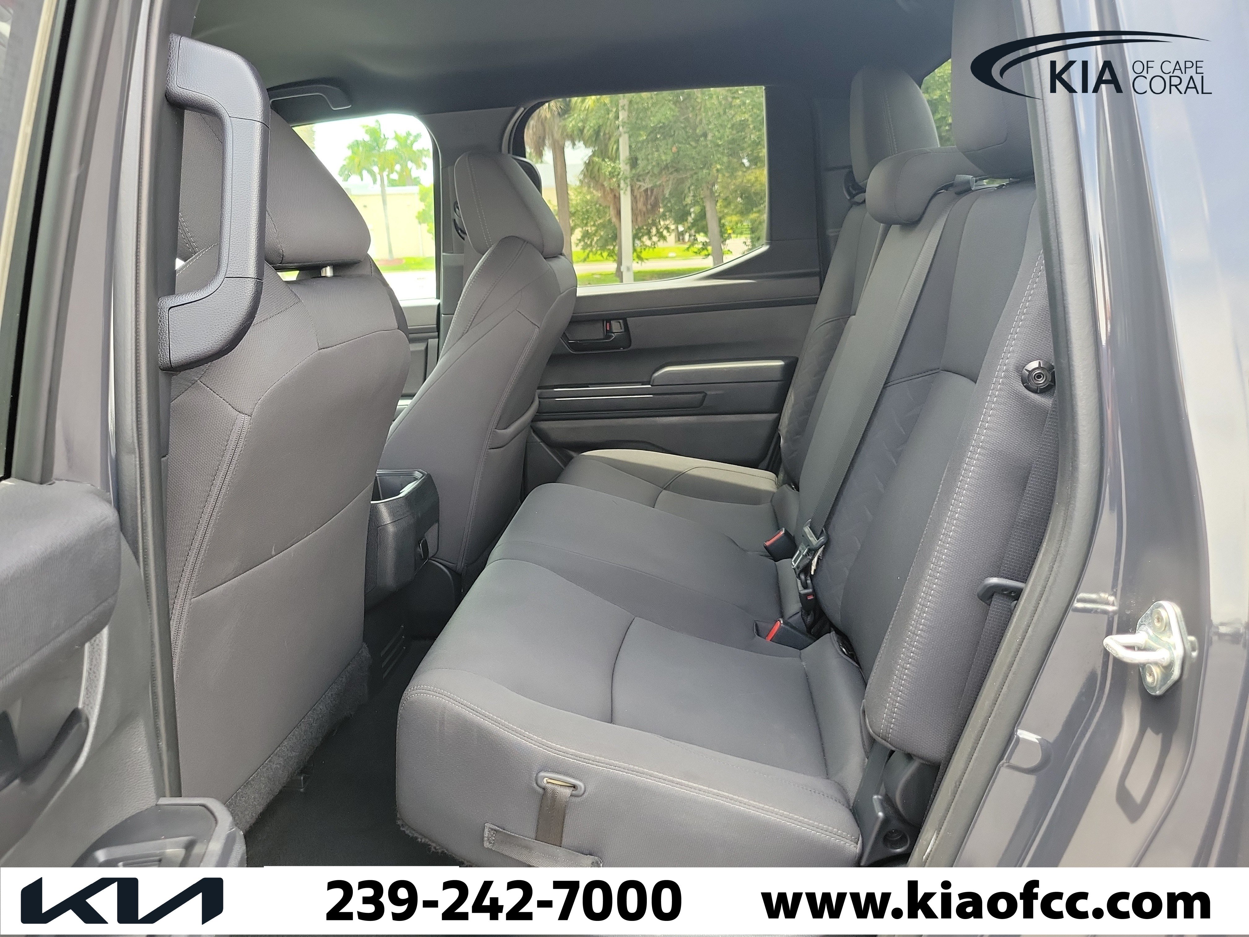Used 2024 Toyota Tacoma SR5 AWD/4WD image 12