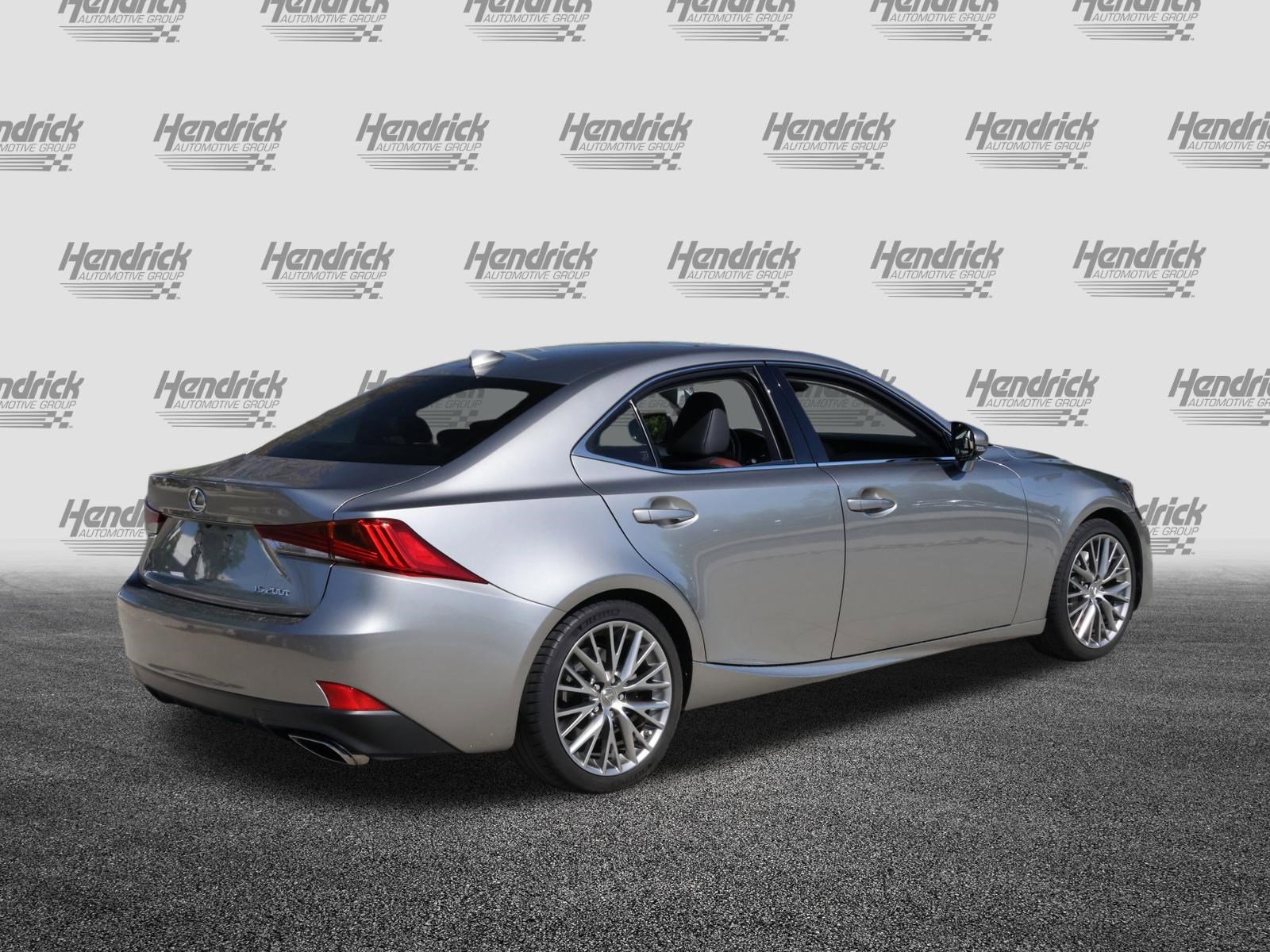 Used 2017 Lexus IS 200t image 9