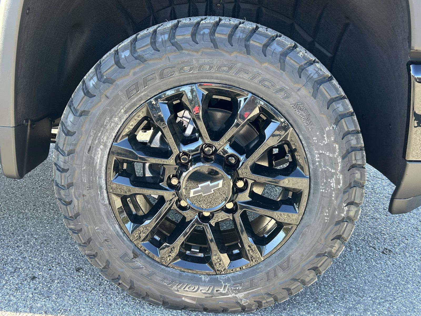 New 2026 Chevrolet Silverado 3500 LTZ AWD/4WD image 9