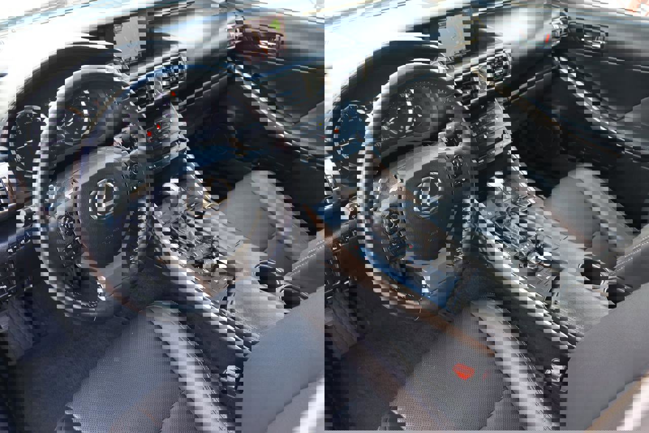 Used 2014 Lexus IS 250 image 28