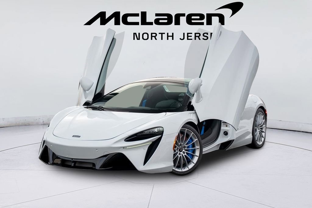 New 2026 McLaren Artura Spider image 3