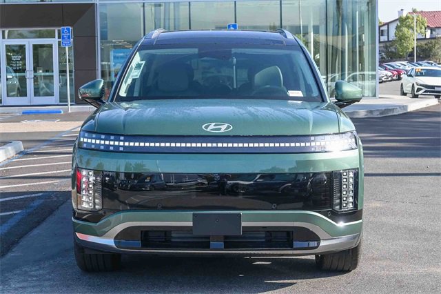 New 2026 Hyundai Ioniq 9 Calligraphy image 2