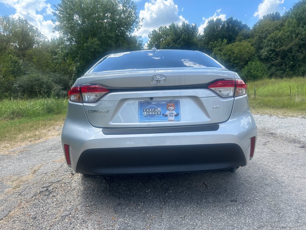 Used 2024 Toyota Corolla LE FWD image 22