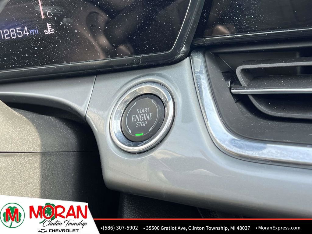 Certified 2025 Chevrolet Trax LT w/ Driver Confidence Package image 26