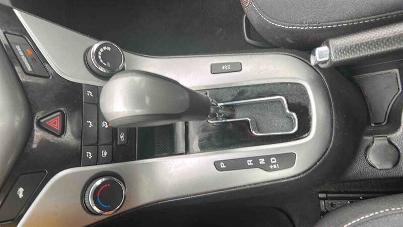 Used 2016 Chevrolet Cruze LT FWD image 15
