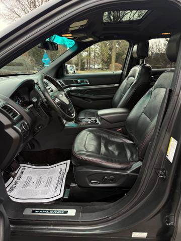 Used 2017 Ford Explorer Sport w/ Equipment Group 401A image 10