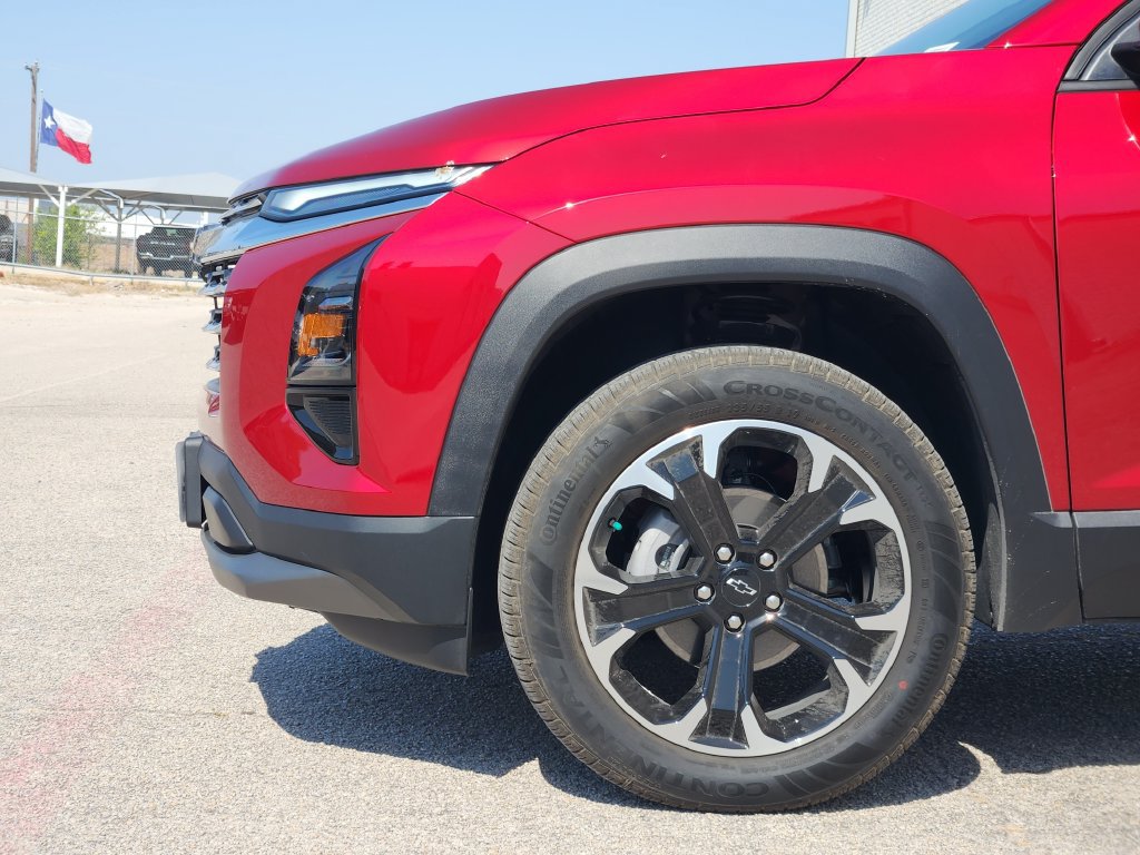New 2027 Chevrolet Equinox LT FWD image 5