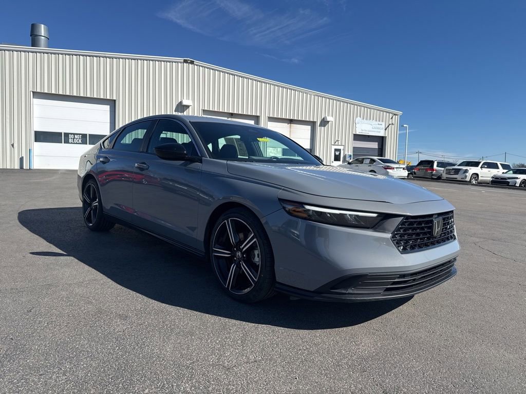 Used 2023 Honda Accord Sport image 8