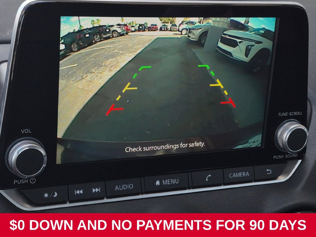 Used 2025 Nissan Sentra SV FWD image 14