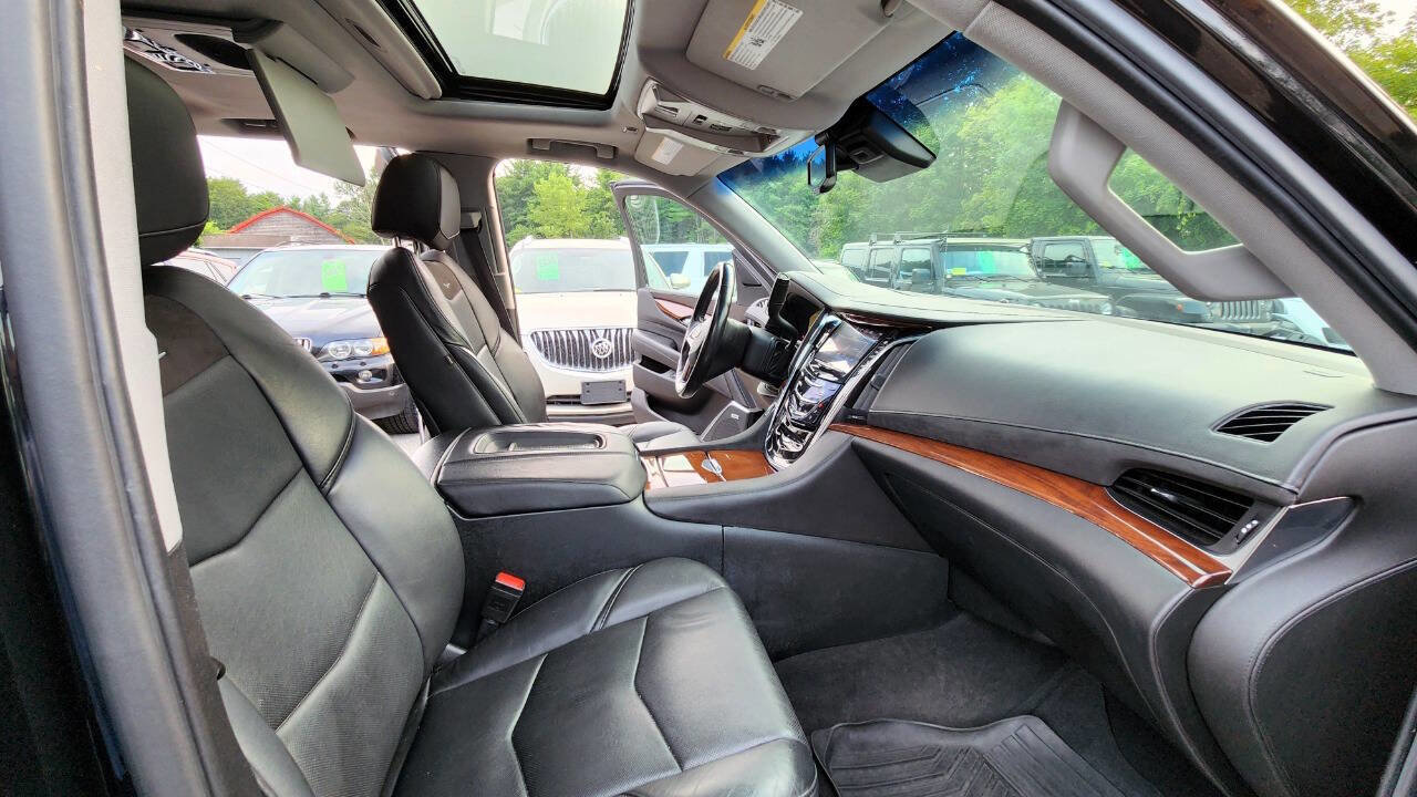 Used 2015 Cadillac Escalade ESV Luxury image 50