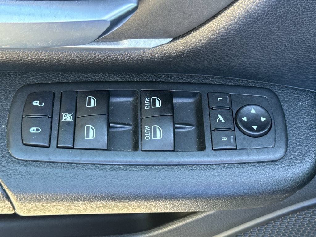 Used 2020 RAM 1500 Big Horn AWD/4WD image 14