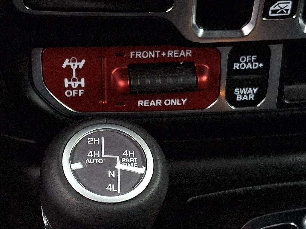Certified 2026 Jeep Wrangler Unlimited Rubicon AWD/4WD image 25