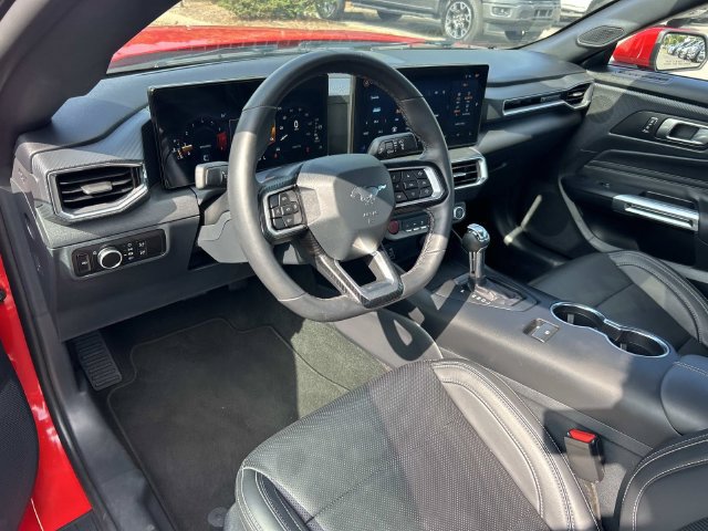 Certified 2026 Ford Mustang Coupe RWD image 13