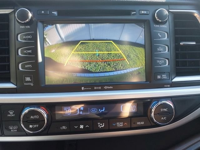 Used 2017 Toyota Highlander Limited AWD/4WD image 20