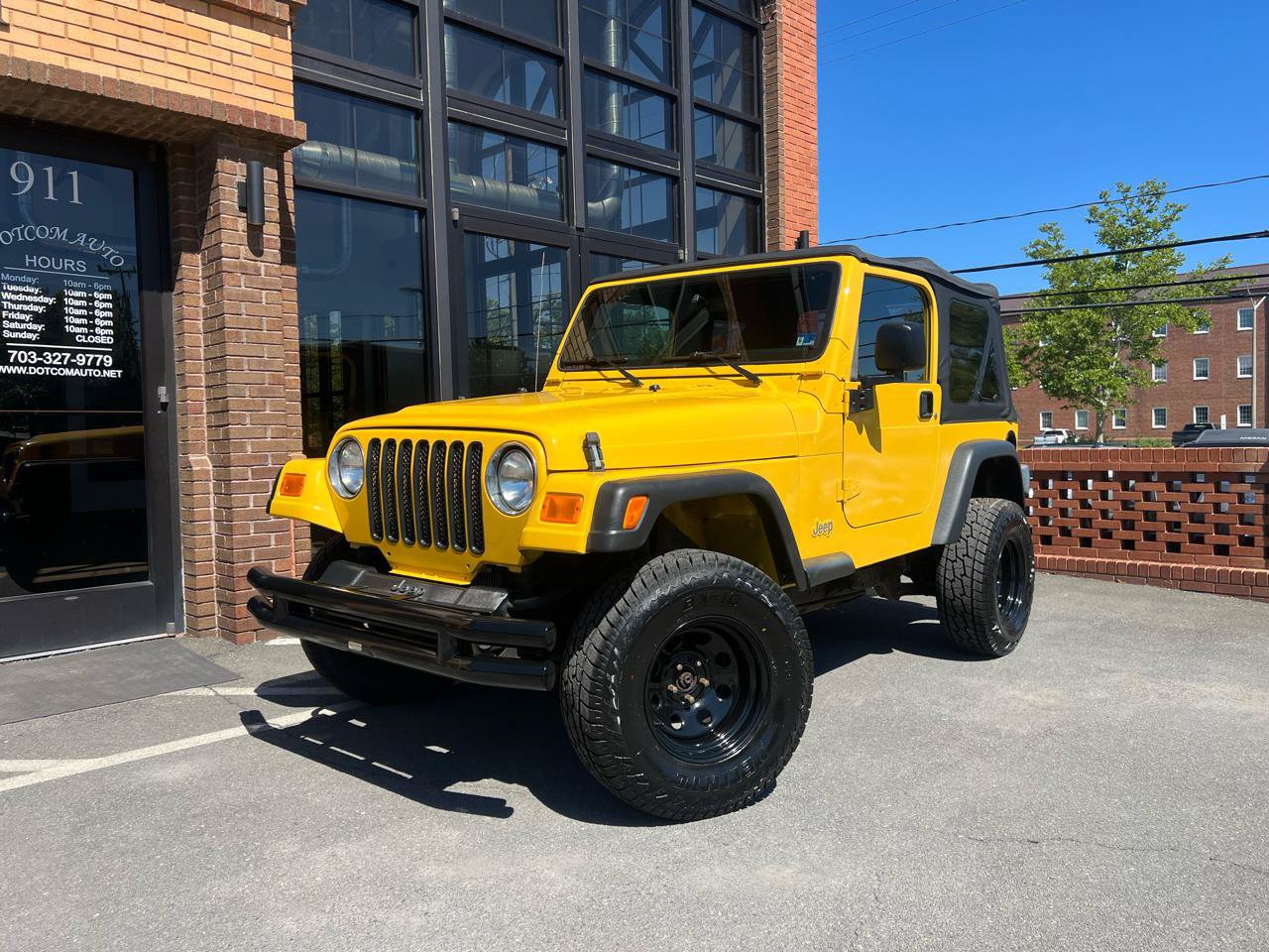 Used 2003 Jeep Wrangler X AWD/4WD image 2