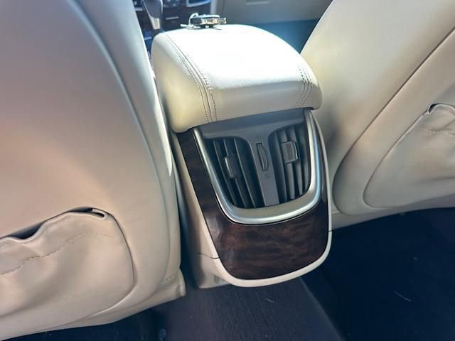 Used 2015 Buick LaCrosse Premium w/ Driver Confidence Package #1 FWD image 14