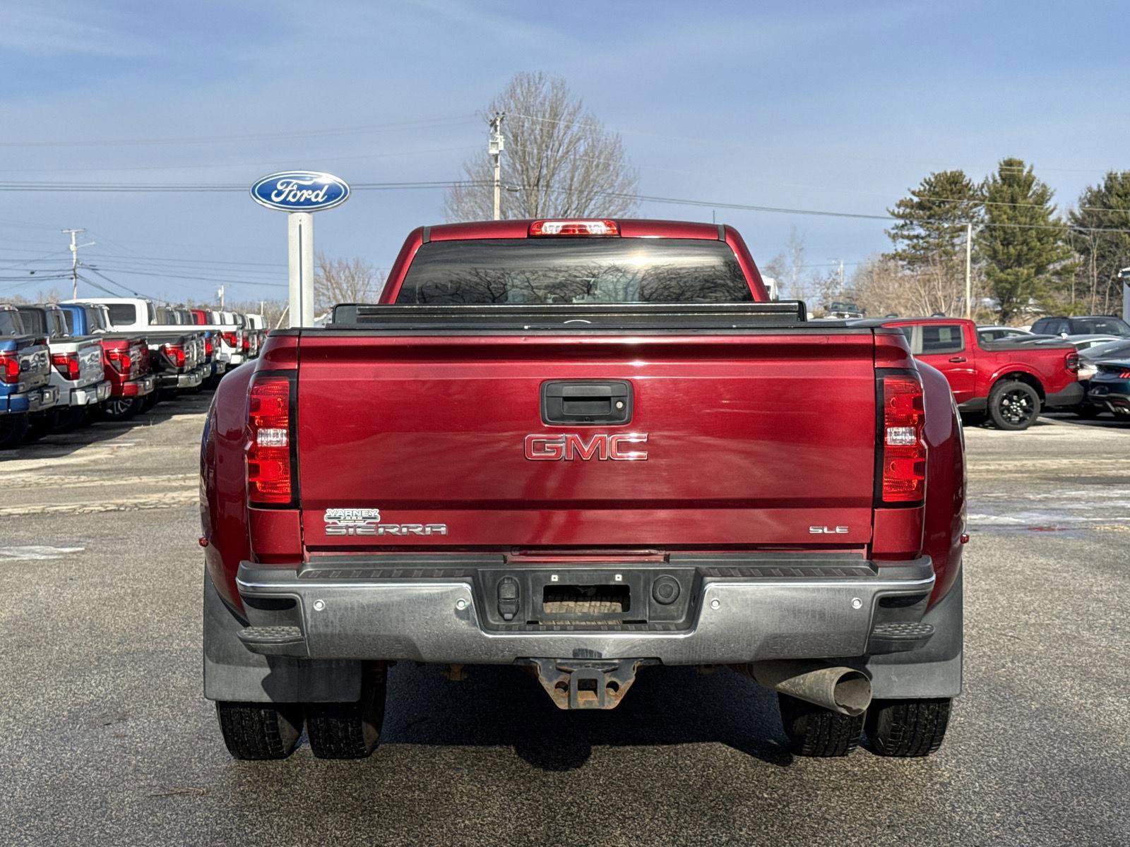 Used 2018 GMC Sierra 3500 SLE w/ SLE Preferred Package image 8