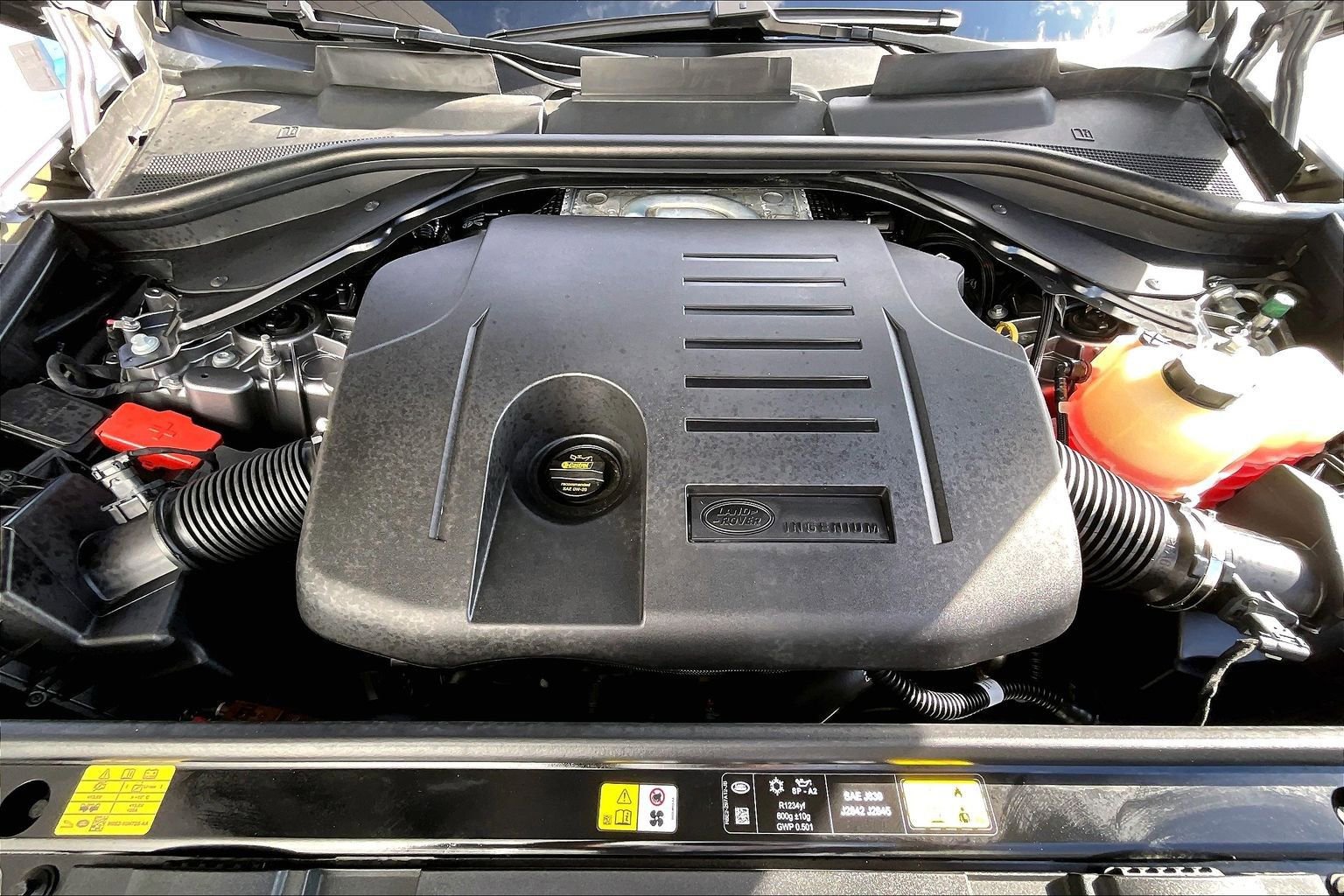 Used 2025 Land Rover Range Rover Sport image 10