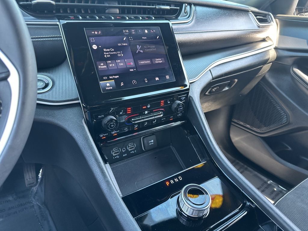 Used 2023 Jeep Grand Cherokee L Laredo image 46