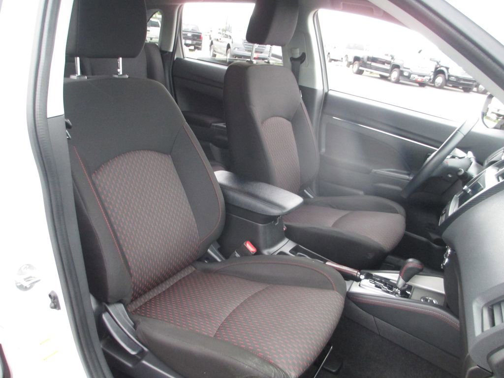 Used 2019 Mitsubishi Outlander Sport LE AWD/4WD image 22