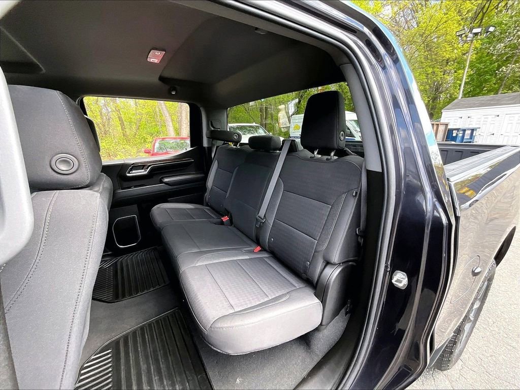 Used 2023 Chevrolet Silverado 1500 RST w/ Z71 Off-Road Package AWD/4WD image 14