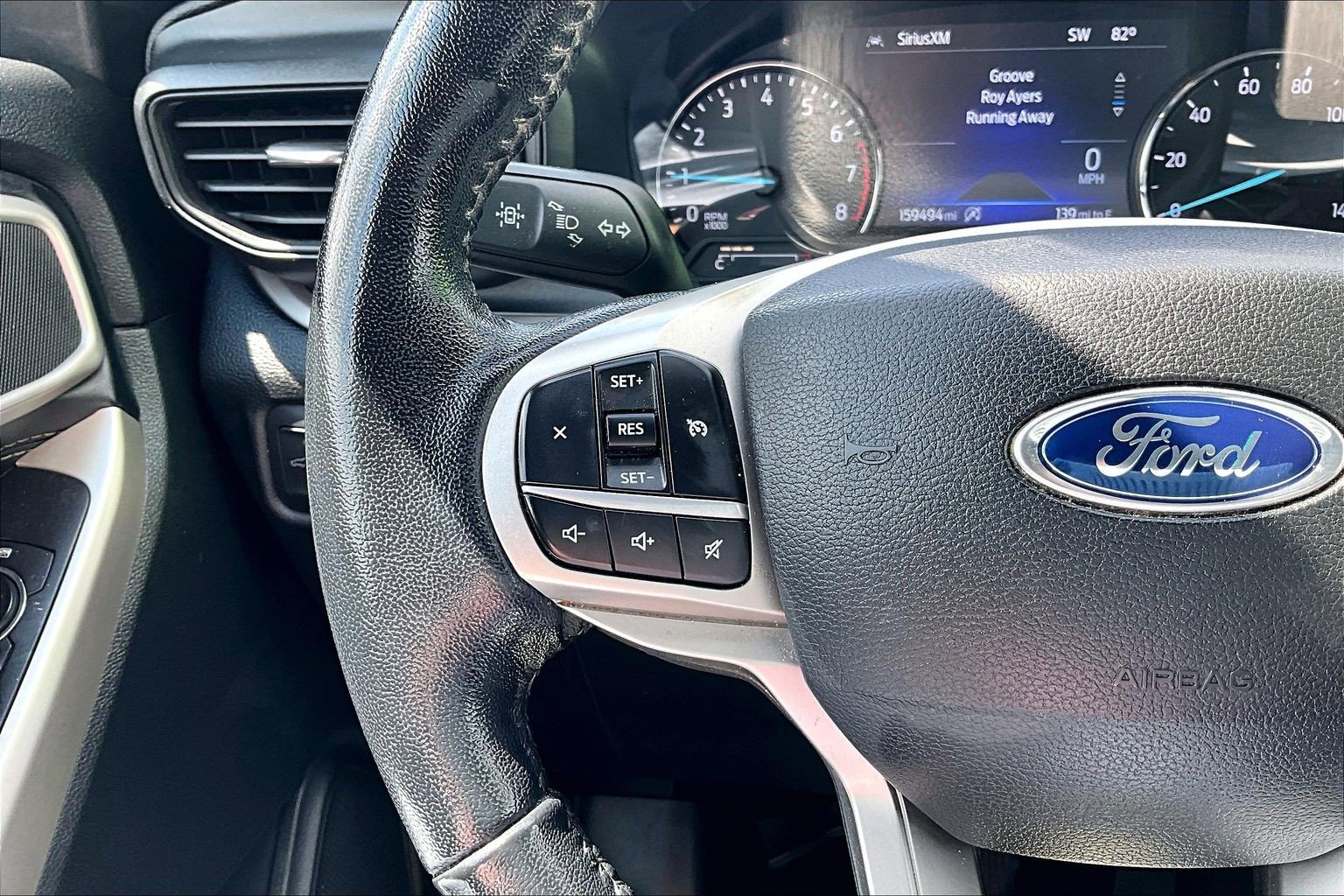 Used 2021 Ford Explorer XLT AWD/4WD image 18