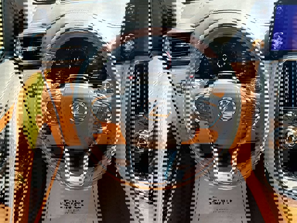 New 2026 Lexus LX 600 4WD w/ Luxury Package image 23