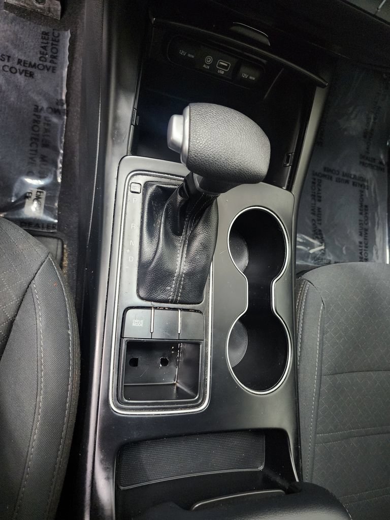 Used 2020 Kia Sorento LX FWD image 19