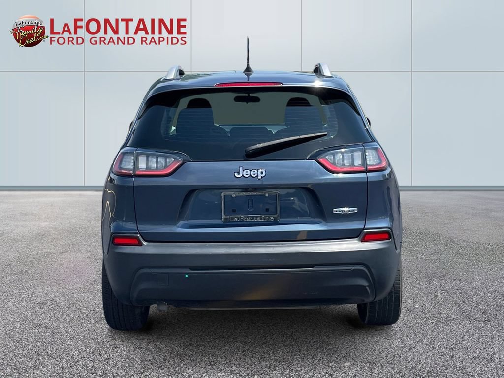 Used 2019 Jeep Cherokee Latitude w/ Popular Appearance Group FWD image 6